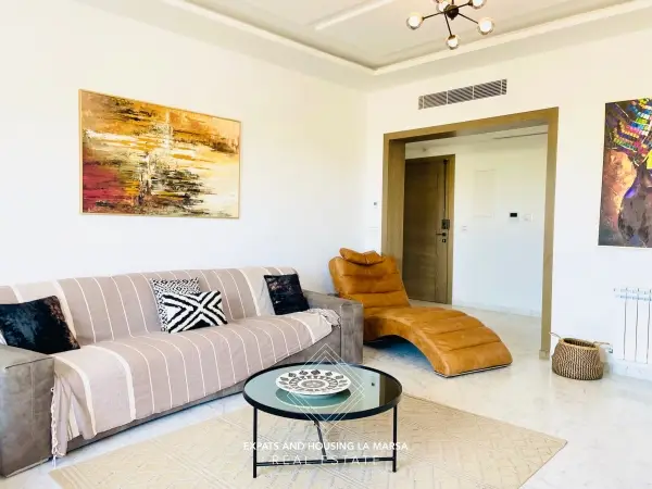 Villa on Hollywood Boulevard