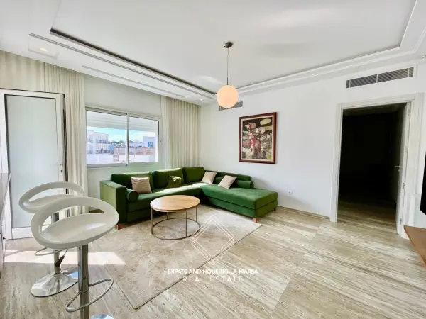Villa on Hollywood Boulevard