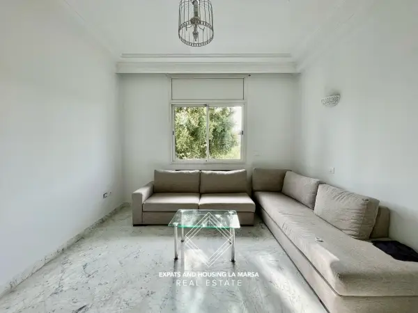 Villa on Hollywood Boulevard