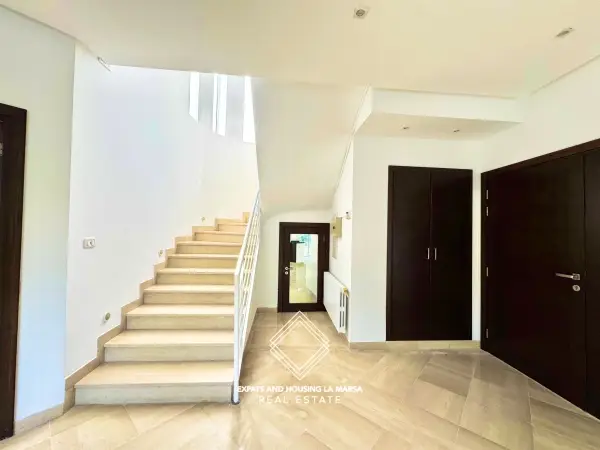 Villa on Hollywood Boulevard
